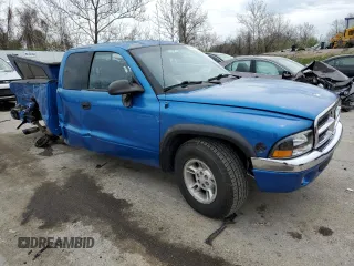 1998 Dodge Dakota SLT z VIN 1B7GL22X6WS718354, wystawiony jako Copart lot #52442515 z przebiegiem 119 628 mil mil oraz Szkoda całkowita • Salvage title. Historia ofert i sprzedaży dostępna na DreamBid. Obrazek 4.