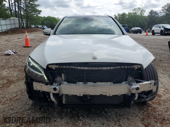 2021 Mercedes-Benz C 300 z VIN W1KWF8DB8MR611212, wystawiony jako Copart lot #54318625 z przebiegiem 44 367 mil mil oraz Szkoda całkowita • Salvage title. Historia ofert i sprzedaży dostępna na DreamBid. Obrazek 5.