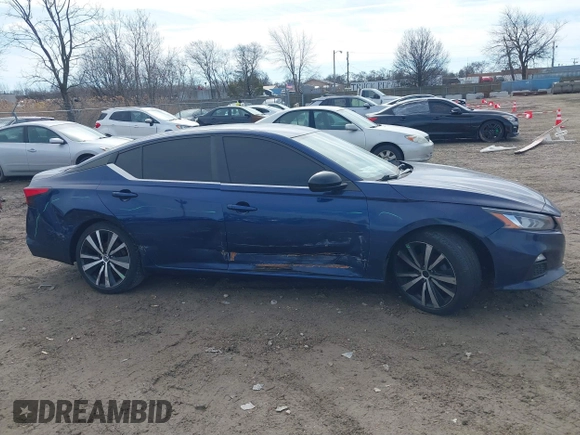2019 Nissan Altima SR with VIN 1N4BL4CV8KC242508, listed as a IAAI auction lot 41704650 with 121,362 mi miles and . Bid and sale history available at carsss.com. Image 13.