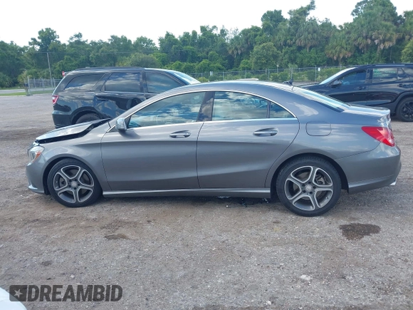 2014 Mercedes-Benz CLA 250 с VIN WDDSJ4EB5EN158938, выставлен на аукционе IAAI как лот 42581224 с пробегом 97 764 миль миль и . История ставок и продаж доступна на DreamBid. Изображение 14.