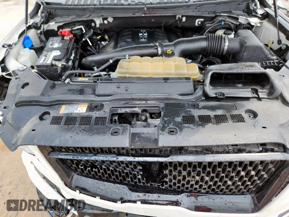 2020 Lincoln Navigator Reserve with VIN 5LMJJ2LTXLEL01023, listed as a Copart auction lot 57403185 with 116,215 mi miles and Salvage title. Bid and sale history available at DreamBid. Image 12.