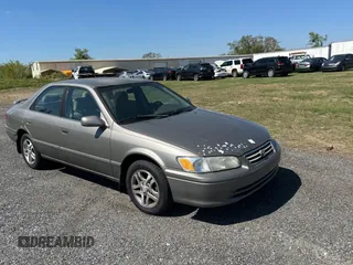 2000 Toyota Camry CE with VIN 4T1BG22K0YU002152, listed as a Copart auction lot 47271295 with 366,513 mi miles and Clean Title. Bid and sale history available at DreamBid. Image 1.