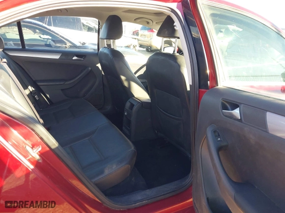 2018 Volkswagen Jetta 1.4T SE with VIN 3VWDB7AJ4JM224590, listed as a IAAI auction lot 41367585 with 140,172 mi miles. Bid and sale history available at carsss.com. Image 8.