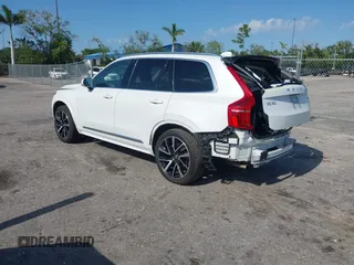 2019 Volvo XC90 Inscription with VIN YV4A22PL8K1473682, listed as a IAAI auction lot 41999191 with 47,334 mi miles. Bid and sale history available at carsss.com. Image 3.
