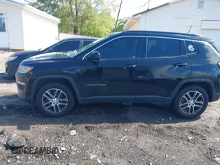2020 Jeep Compass Latitude with VIN 3C4NJCBBXLT166004, listed as a IAAI auction lot 42025390 with 106,271 mi miles and . Bid and sale history available at carsss.com. Image 15.