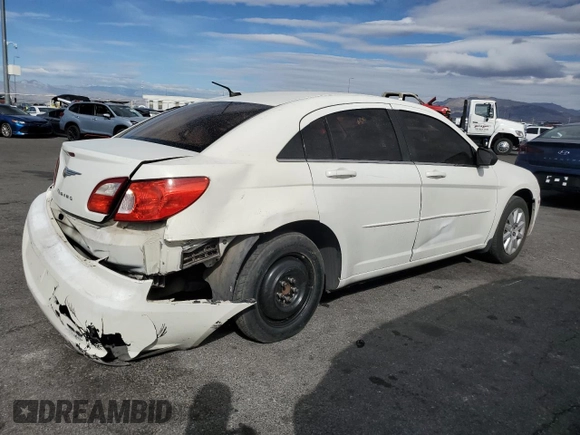2008 Chrysler Sebring LX z VIN 1C3LC46K28N185899, wystawiony jako Copart lot #54858215 z przebiegiem 146 928 mil mil oraz Szkody całkowita. Historia ofert i sprzedaży dostępna na DreamBid. Obrazek 3.
