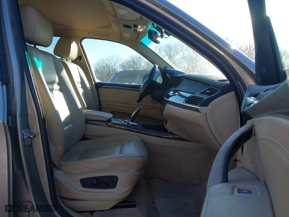 2007 BMW X5 3.0si with VIN 5UXFE43557L011254, listed as a IAAI auction lot 41696843 with 201,402 mi miles. Bid and sale history available at carsss.com. Image 5.