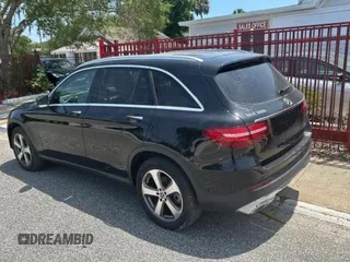 2019 Mercedes-Benz GLC 300 with VIN WDC0G4JBXKV139183, listed as a Copart auction lot 62081645 with 55,145 mi miles and Salvage title. Bid and sale history available at DreamBid. Image 3.