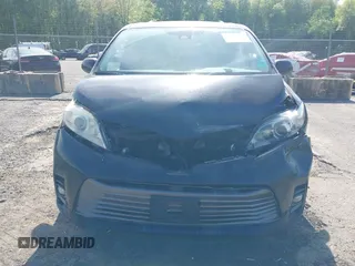 2018 Toyota Sienna XLE Auto Access Seat with VIN 5TDYZ3DC2JS926543, listed as a IAAI auction lot 42250898 with 138,489 mi miles and . Bid and sale history available at DreamBid. Image 12.