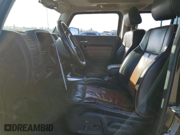 2007 Hummer H3 SUV with VIN 5GTDN13E178186684, listed as a Copart auction lot 86557584 with 294,784 mi miles and Salvage Title. Bid and sale history available at DreamBid. Image 7.