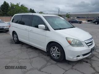 2006 Honda Odyssey EX-L with VIN 5FNRL38636B455489, listed as a IAAI auction lot 42068929 with 289,673 mi miles. Bid and sale history available at carsss.com. Image 1.