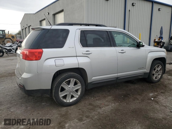 2010 GMC Terrain SLE-2 с VIN 2CTALDEW5A6409253, выставлен на аукционе Copart как лот 84835564 с пробегом 176 953 миль миль и Списание • Salvage title. История ставок и продаж доступна на DreamBid. Изображение 3.