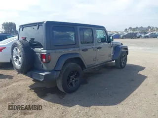 2020 Jeep Wrangler Unlimited Sport S z VIN 1C4HJXDN2LW261730, wystawiony jako IAAI lot #42034942 z przebiegiem 61 465 mil mil oraz . Historia ofert i sprzedaży dostępna na DreamBid. Obrazek 4.
