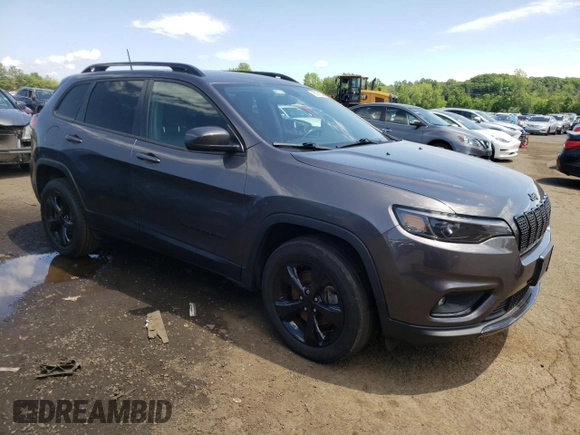 2019 Jeep Cherokee Latitude Plus z VIN 1C4PJMLN3KD333945, wystawiony jako Copart lot #56859834 z przebiegiem 84 620 mil mil oraz Szkoda całkowita • Salvage title. Historia ofert i sprzedaży dostępna na DreamBid. Obrazek 4.