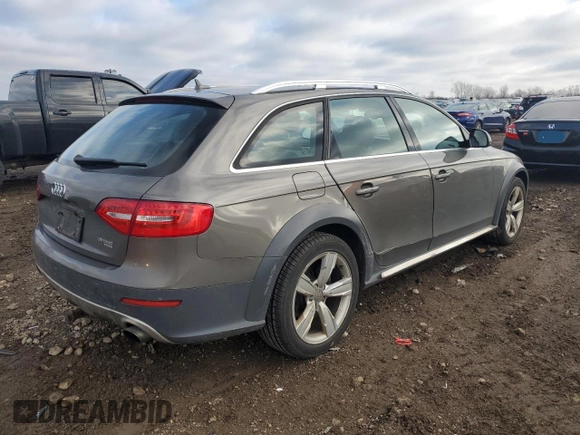 2014 Audi allroad Premium Plus with VIN WA1UFAFLXEA085660, listed as a Copart auction lot 84857844 with 101,064 mi miles and Salvage Title. Bid and sale history available at carsss.com. Image 3.