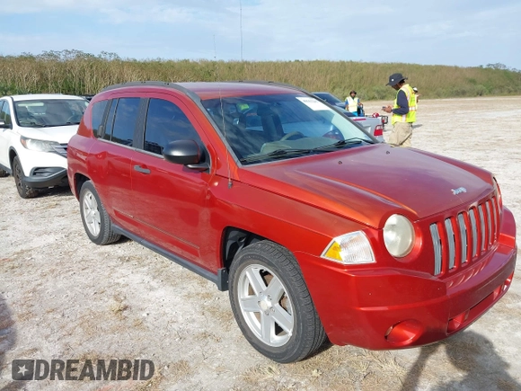2008 Jeep Compass Sport with VIN 1J8FT47048D558171, listed as a IAAI auction lot 40563245 with 115,301 mi miles. Bid and sale history available at carsss.com. Image 1.