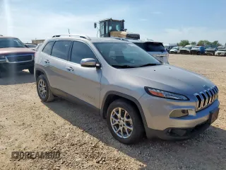 2018 Jeep Cherokee Latitude Plus z VIN 1C4PJLLB8JD615500, wystawiony jako Copart lot #55278135 z przebiegiem 48 774 mil mil oraz Czysty tytuł • Clean title. Historia ofert i sprzedaży dostępna na DreamBid. Obrazek 4.