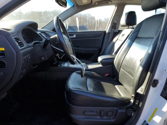 2013 Hyundai Genesis 5.0L R-Spec with VIN KMHGC4DH3DU221373, listed as a Copart auction lot 48505575 with 33,029 mi miles and Salvage Title. Bid and sale history available at carsss.com. Image 7.