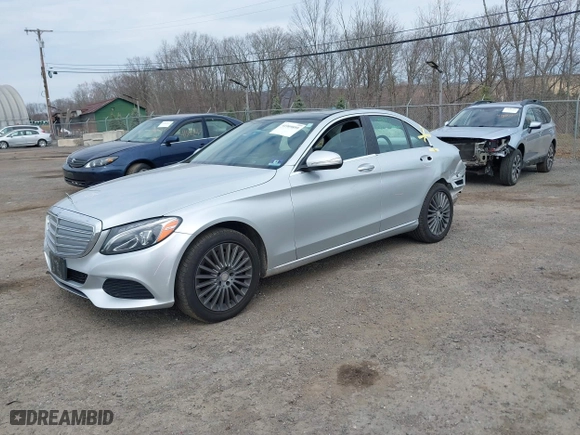 2015 Mercedes-Benz C-Class C 300 Luxury with VIN 55SWF4KBXFU017542, listed as a IAAI auction lot 41909899 with 119,810 mi miles. Bid and sale history available at carsss.com. Image 19.