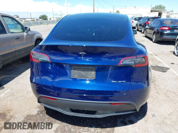 2024 Tesla Model Y Long Range with VIN 7SAYGDEE6RA242980, listed as a IAAI auction lot 40121685 with 9,126 mi miles and . Bid and sale history available at DreamBid. Image 17.