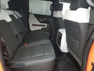 2024 GMC Hummer EV 3X with VIN 1GKB0RDC6RU107095, listed as a Copart auction lot 82655324 with 6,013 mi miles and Salvage Title. Bid and sale history available at carsss.com. Image 11.