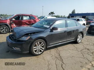2017 Volkswagen Passat SE z VIN 1VWGT7A39HC073656, wystawiony jako Copart lot #60643675 z przebiegiem 239 041 mil mil oraz Czysty tytuł • Clean title. Historia ofert i sprzedaży dostępna na DreamBid. Obrazek 1.