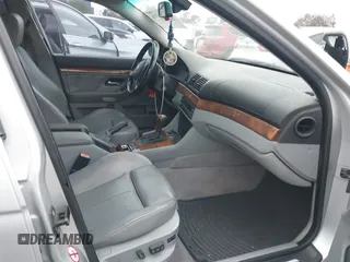 2002 BMW 5 Series 530iA with VIN WBADT63432CH93421, listed as a IAAI auction lot 42046776 with Not Provided miles. Bid and sale history available at carsss.com. Image 5.