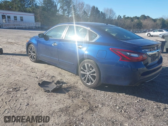 2018 Nissan Altima 2.5 SR with VIN 1N4AL3AP7JC291210, listed as a IAAI auction lot 41677670 with 142,994 mi miles. Bid and sale history available at carsss.com. Image 3.