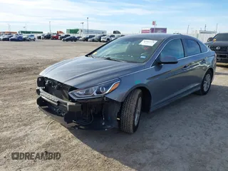 2019 Hyundai Sonata SE with VIN 5NPE24AF0KH774328, listed as a IAAI auction lot 41083370 with 84,196 mi miles and . Bid and sale history available at carsss.com. Image 18.