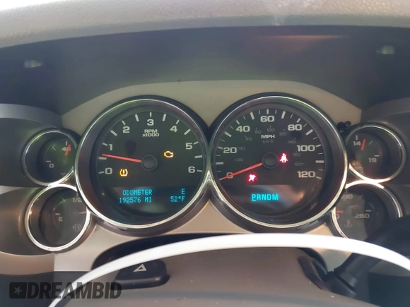 2010 GMC Sierra 1500 SLE z VIN 3GTRCVE09AG203731, wystawiony jako IAAI lot #41593779 z przebiegiem 192 576 mil mil oraz . Historia ofert i sprzedaży dostępna na DreamBid. Obrazek 7.