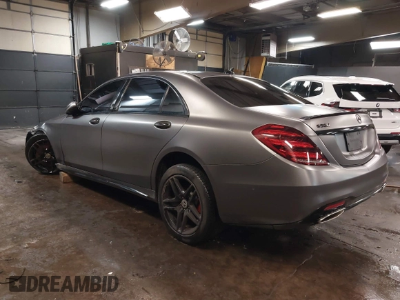 2019 Mercedes-Benz S 560 with VIN WDDUG8GB6KA457322, listed as a IAAI auction lot 41579027 with 34,312 mi miles and . Bid and sale history available at DreamBid. Image 3.