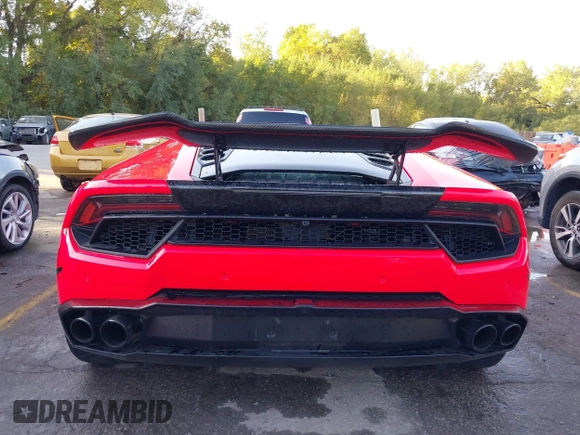 2017 Lamborghini Huracan z VIN ZHWUC2ZF9HLA07464, wystawiony jako IAAI lot #40491332 z przebiegiem 15 069 mil mil oraz . Historia ofert i sprzedaży dostępna na DreamBid. Obrazek 17.
