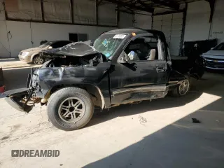 2002 Chevrolet Silverado 1500 with VIN 1GCEC14VX2Z101084, listed as a Copart auction lot 46170985 with Not Provided miles and Non Repairable. Bid and sale history available at carsss.com. Image 1.