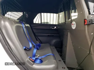 2023 Ford Police Interceptor Utility z VIN 1FM5K8AB3PGB37879, wystawiony jako Copart lot #57161555 z przebiegiem Nie podano mil oraz Szkoda całkowita • Salvage title. Historia ofert i sprzedaży dostępna na DreamBid. Obrazek 11.