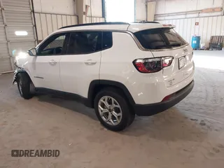2025 Jeep Compass Latitude with VIN 3C4NJDBNXST535796, listed as a IAAI auction lot 41776776 with 1,037 mi miles and . Bid and sale history available at DreamBid. Image 3.