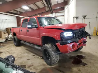 2005 GMC Sierra 2500HD SLT z VIN 1GTHK23245F877195, wystawiony jako Copart lot #41645515 z przebiegiem 175 432 mil mil oraz Czysty tytuł • Clean title. Historia ofert i sprzedaży dostępna na DreamBid. Obrazek 4.
