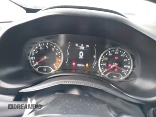 2017 Jeep Renegade Latitude с VIN ZACCJABB9HPF34182, выставлен на аукционе IAAI как лот 41921095 с пробегом 128 673 миль миль и . История ставок и продаж доступна на DreamBid. Изображение 7.