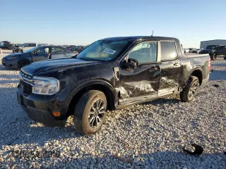 2024 Ford Maverick LARIAT with VIN 3FTTW8M35RRA23978, listed as a Copart auction lot 48128885 with 25,179 mi miles and Salvage Title. Bid and sale history available at carsss.com. Image 1.