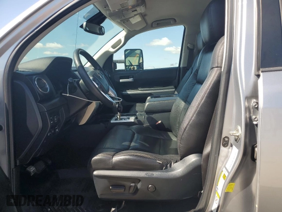 2018 Toyota Tundra 2WD SR5 with VIN 5TFEM5F13JX126658, listed as a Copart auction lot 71822634 with 75,477 mi miles and Clean Title. Bid and sale history available at carsss.com. Image 7.