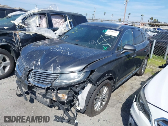 2017 Lincoln MKX Select with VIN 2LMPJ6KR6HBL33050, listed as a IAAI auction lot 41548295 with 38,490 mi miles. Bid and sale history available at carsss.com. Image 17.