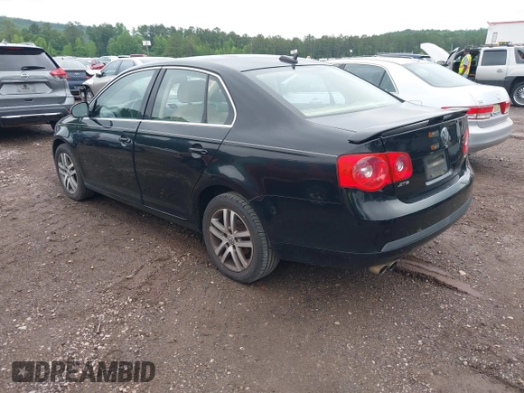 2005 Volkswagen Jetta 2.5L with VIN 3VWDF71K65M641809, listed as a IAAI auction lot 42230703 with 215,996 mi miles and . Bid and sale history available at DreamBid. Image 3.