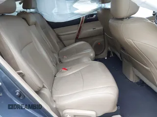 2013 Toyota Highlander Limited z VIN 5TDDK3EH9DS203161, wystawiony jako IAAI lot #42193516 z przebiegiem 194 352 mil mil oraz . Historia ofert i sprzedaży dostępna na DreamBid. Obrazek 8.
