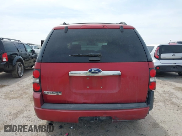 2008 Ford Explorer XLT z VIN 1FMEU63E78UA48891, wystawiony jako IAAI lot #41720120 z przebiegiem 217 578 mil mil oraz . Historia ofert i sprzedaży dostępna na DreamBid. Obrazek 16.
