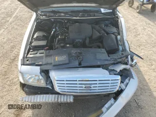 2011 Ford Crown Victoria LX z VIN 2FABP7EVXBX155506, wystawiony jako Copart lot #56899375 z przebiegiem 177 956 mil mil oraz Szkoda całkowita • Salvage title. Historia ofert i sprzedaży dostępna na DreamBid. Obrazek 11.