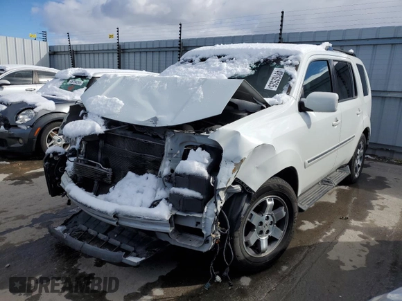 2010 Honda Pilot Touring with VIN 5FNYF4H95AB032375, listed as a Copart auction lot 49162525 with 172,788 mi miles and Salvage Title. Bid and sale history available at carsss.com. Image 1.