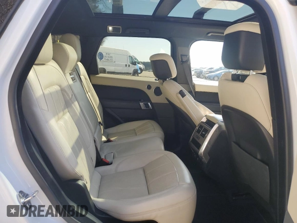 2019 Land Rover Range Rover Sport HSE with VIN SALWR2RK4KA424268, listed as a Copart auction lot 43459124 with 61,570 mi miles. Bid and sale history available at carsss.com. Image 10.