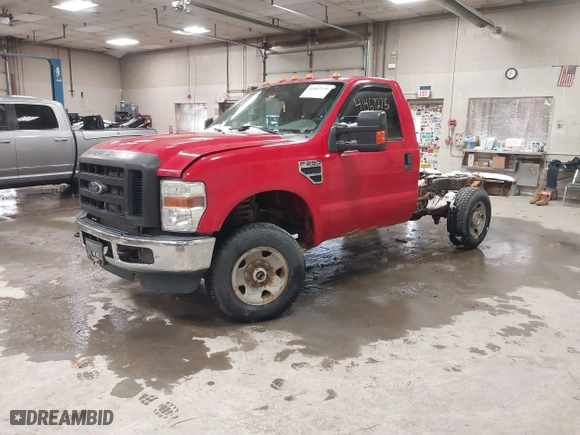 2009 Ford Super Duty F-250 XL with VIN 1FTNF21589EB14421, listed as a IAAI auction lot 41467275 with 84,836 mi miles. Bid and sale history available at carsss.com. Image 18.