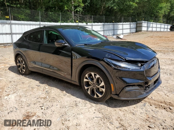 2024 Ford Mustang Mach-E Select z VIN 3FMTK1R46RMA15854, wystawiony jako Copart lot #61802415 z przebiegiem 8 096 mil mil oraz Szkoda całkowita • Salvage title. Historia ofert i sprzedaży dostępna na DreamBid. Obrazek 4.