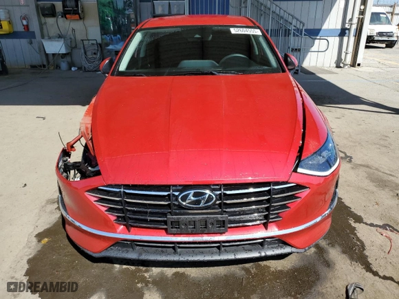 2020 Hyundai Sonata SE with VIN 5NPEG4JA4LH052478, listed as a Copart auction lot 52604555 with 28,859 mi miles and Salvage Title. Bid and sale history available at carsss.com. Image 5.