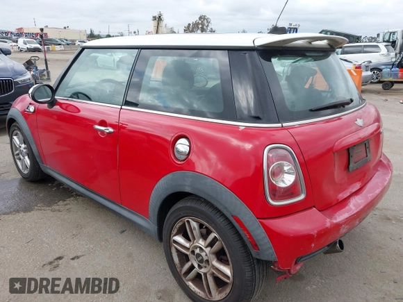 2013 MINI Hardtop S with VIN WMWSV3C55DT388301, listed as a IAAI auction lot 42058792 with 94,138 mi miles and . Bid and sale history available at DreamBid. Image 3.